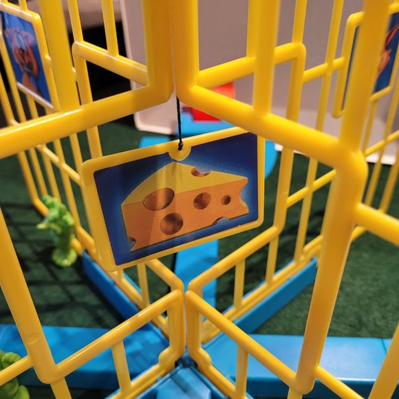 Mouse, Mouse Get Outta My House 1994 - Picture 10 of 17